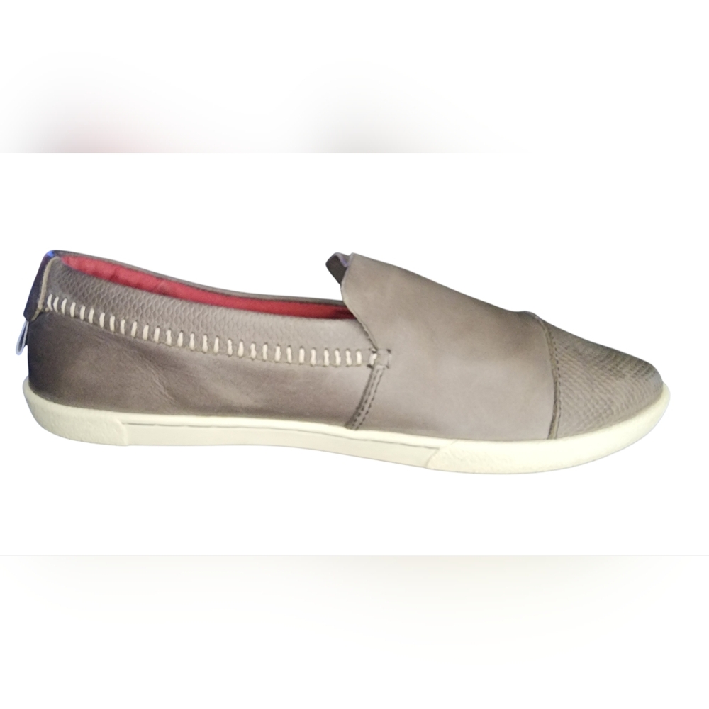 Olukai Alohi Slip-on Sneakers, Womens 7 - Picture 8 of 10